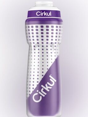 Cirkul 22 oz water bottle